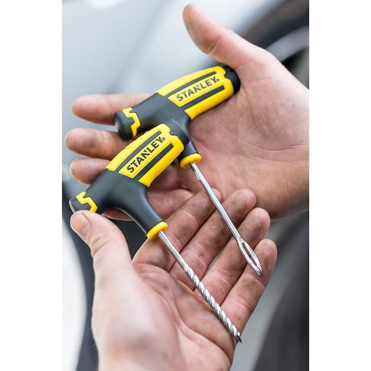Trusă de reparare a penei anvelopelor STANLEY®